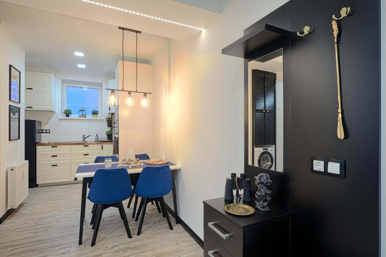 Monos Apartman Tatabánya Exteriör bild